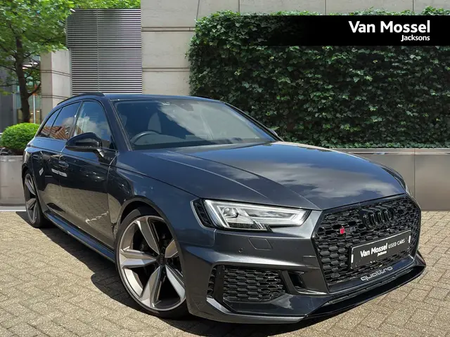 Audi RS4