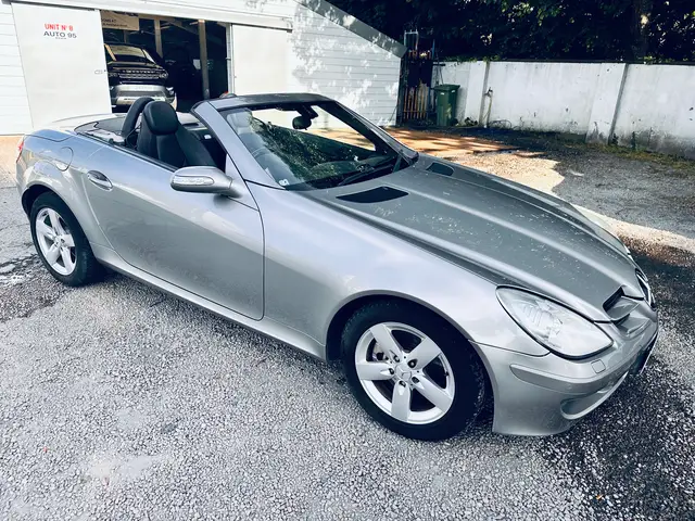 Mercedes-Benz SLK