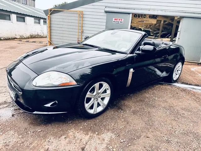 Jaguar XK