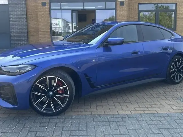 BMW I4