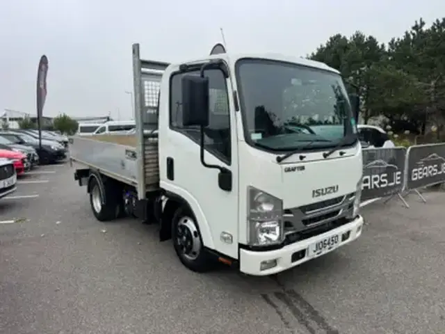 Isuzu N35