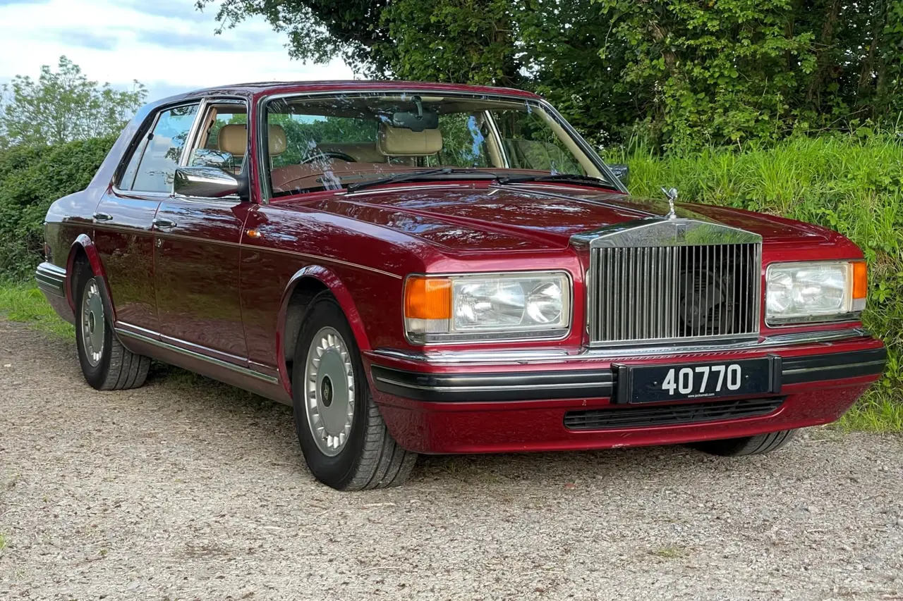 Rolls-Royce Silver Spirit